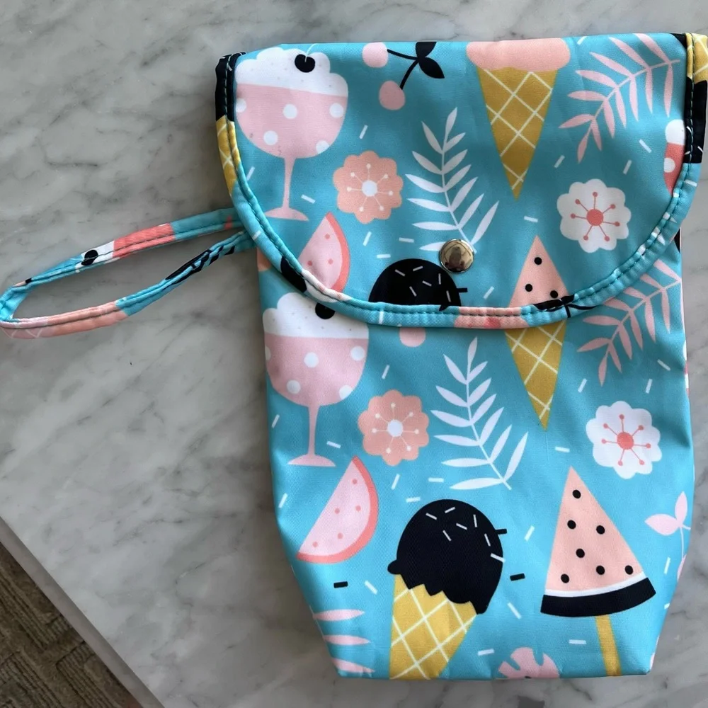 Adjustable, vinyl, disposable diapers with carry bag. Inserts bought separately.